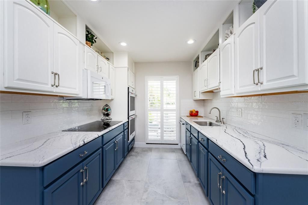 En Venta: $439,900 (3 camas, 2 baños, 2471 Pies cuadrados)