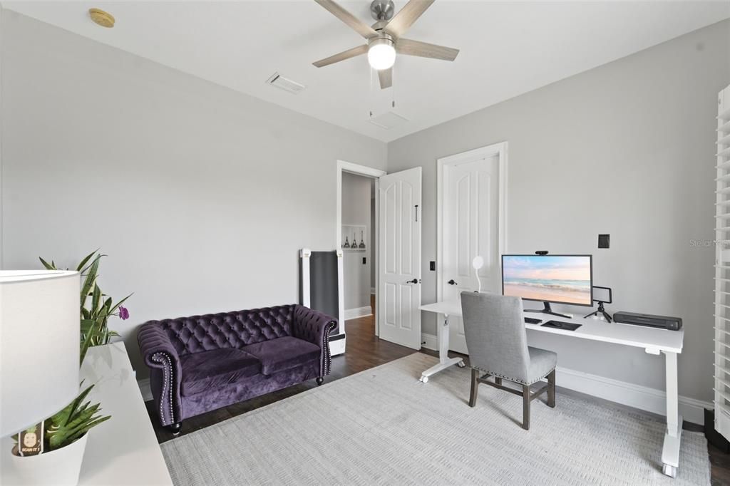 For Sale: $2,180,000 (5 beds, 4 baths, 4867 Square Feet)