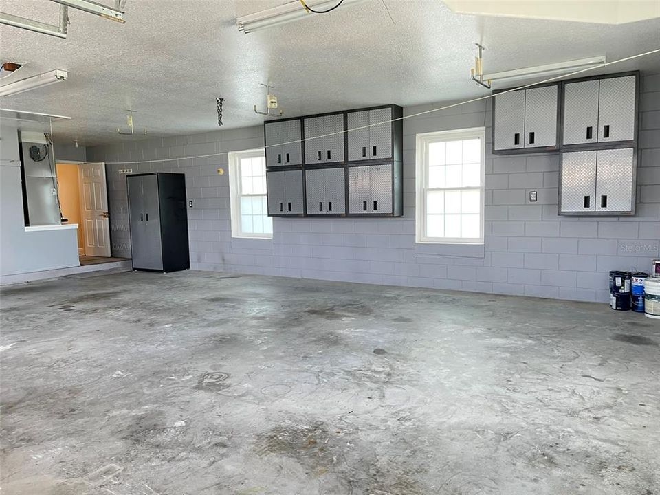 For Sale: $909,000 (5 beds, 3 baths, 3196 Square Feet)