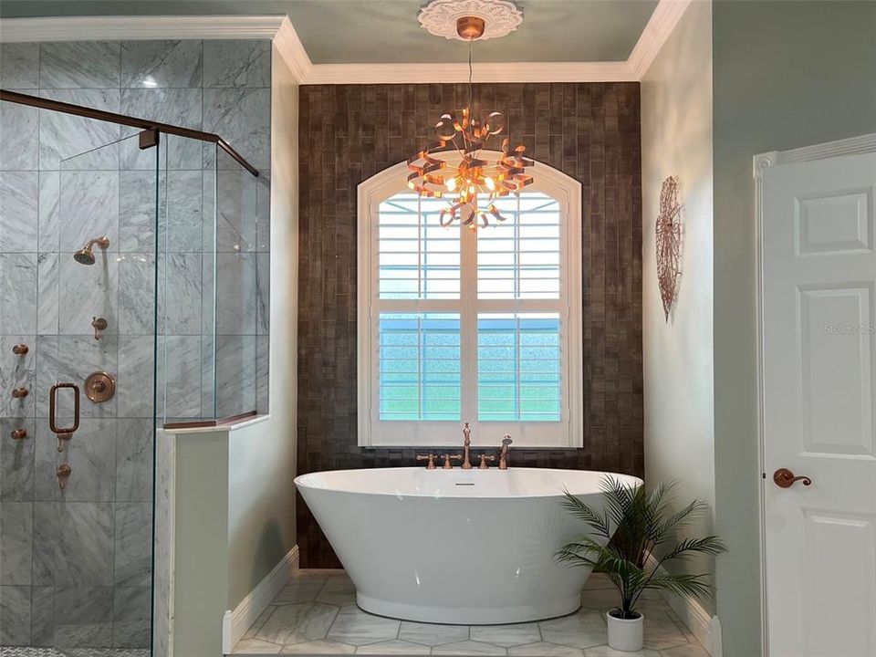 For Sale: $909,000 (5 beds, 3 baths, 3196 Square Feet)