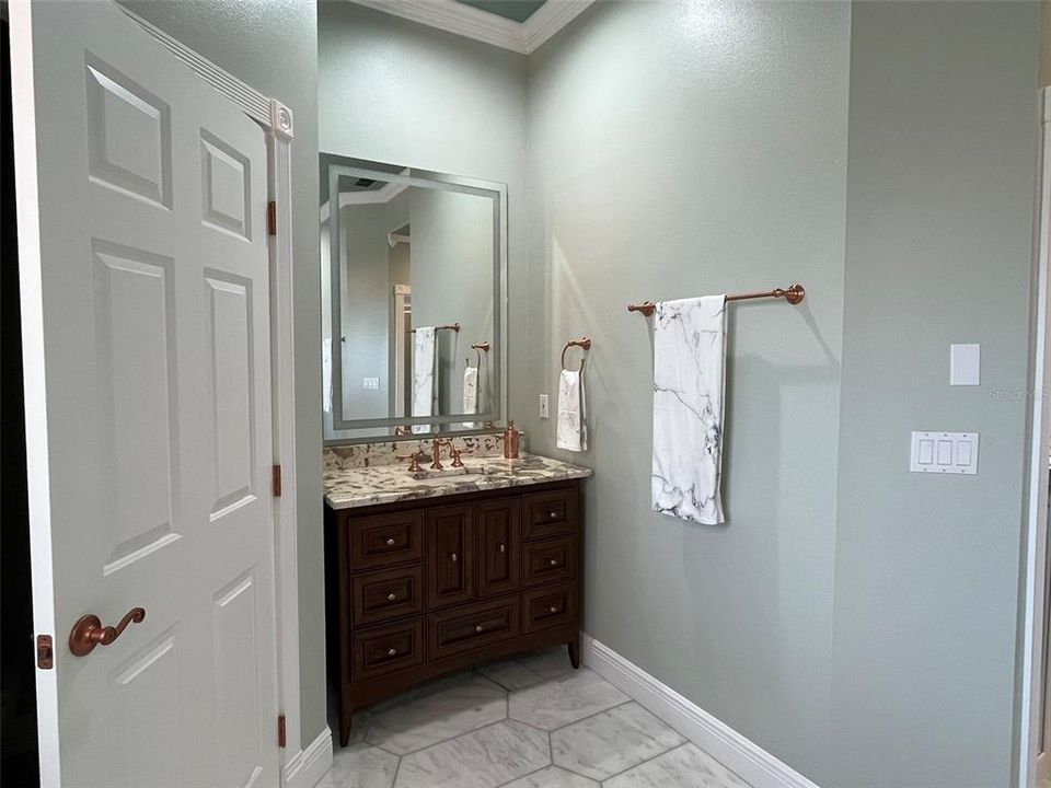 For Sale: $909,000 (5 beds, 3 baths, 3196 Square Feet)