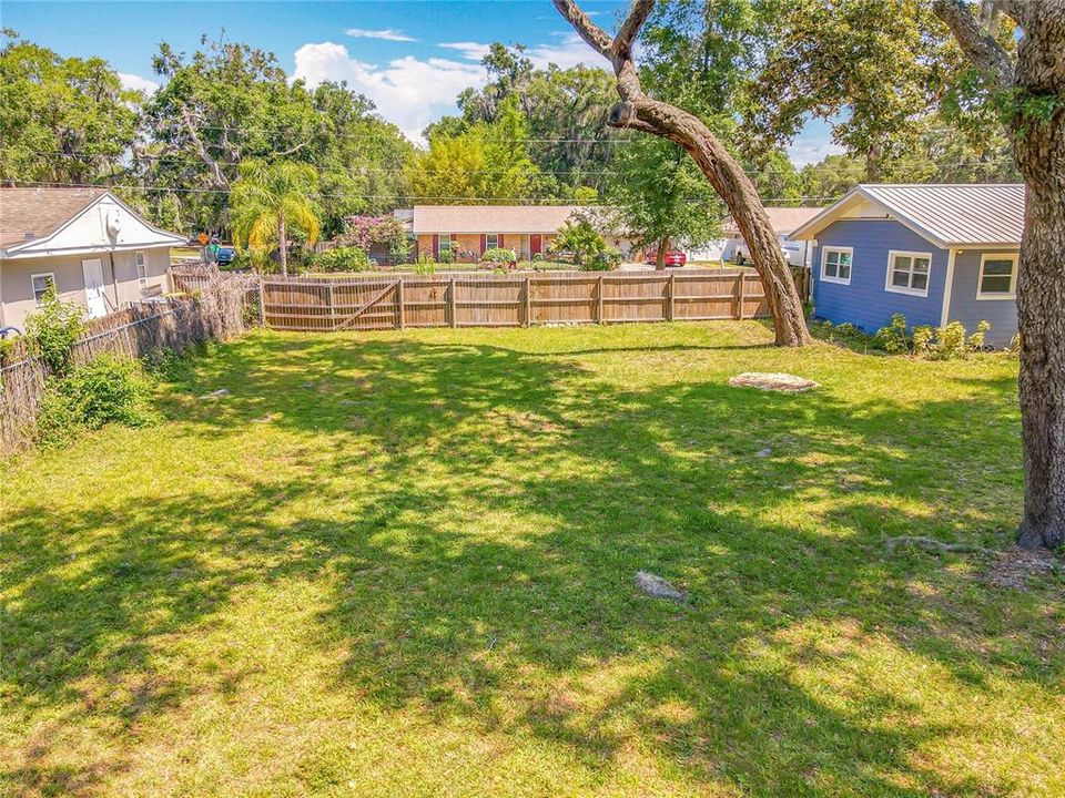 For Rent: $2,500 (2 beds, 2 baths, 1390 Square Feet)