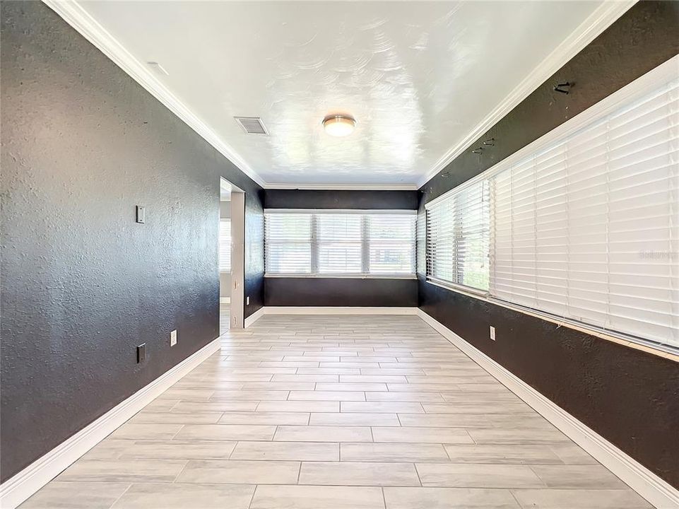 For Rent: $2,500 (2 beds, 2 baths, 1390 Square Feet)