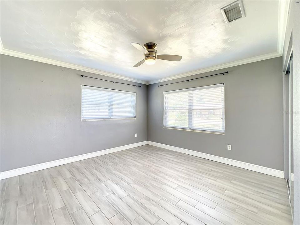 For Rent: $2,500 (2 beds, 2 baths, 1390 Square Feet)