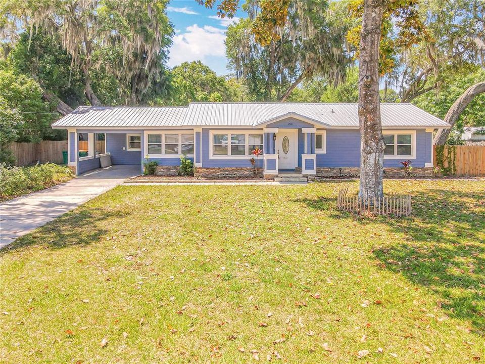 For Rent: $2,500 (2 beds, 2 baths, 1390 Square Feet)