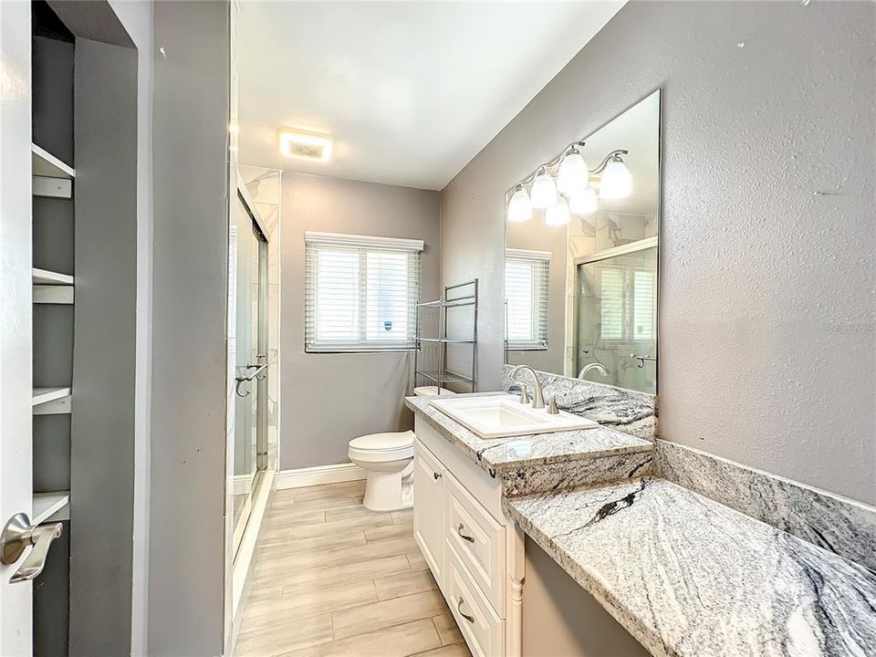 For Rent: $2,500 (2 beds, 2 baths, 1390 Square Feet)