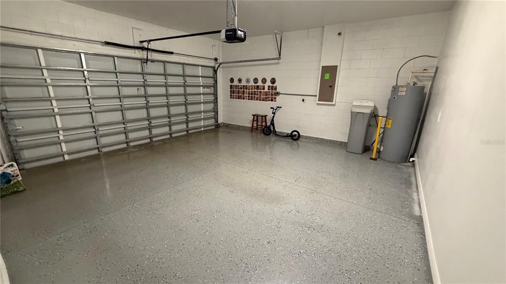 For Rent: $2,490 (4 beds, 3 baths, 2204 Square Feet)