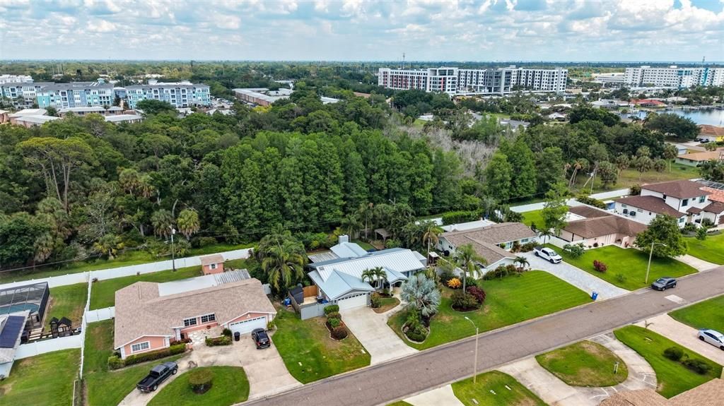 На продажу: $749,000 (3 спален, 2 ванн, 1817 Квадратных фут)
