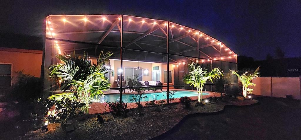 Active With Contract: $525,000 (4 beds, 2 baths, 1987 Square Feet)