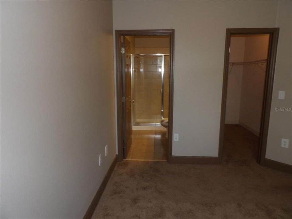 出租: $1,995 (2 贝兹, 2 浴室, 966 平方英尺)