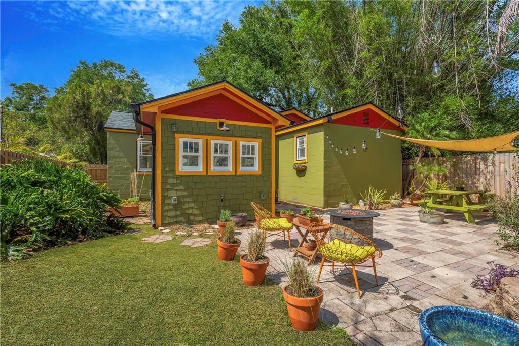 Activo con contrato: $409,800 (3 camas, 2 baños, 1169 Pies cuadrados)