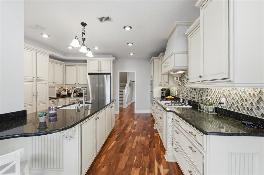 For Sale: $744,900 (5 beds, 4 baths, 4190 Square Feet)
