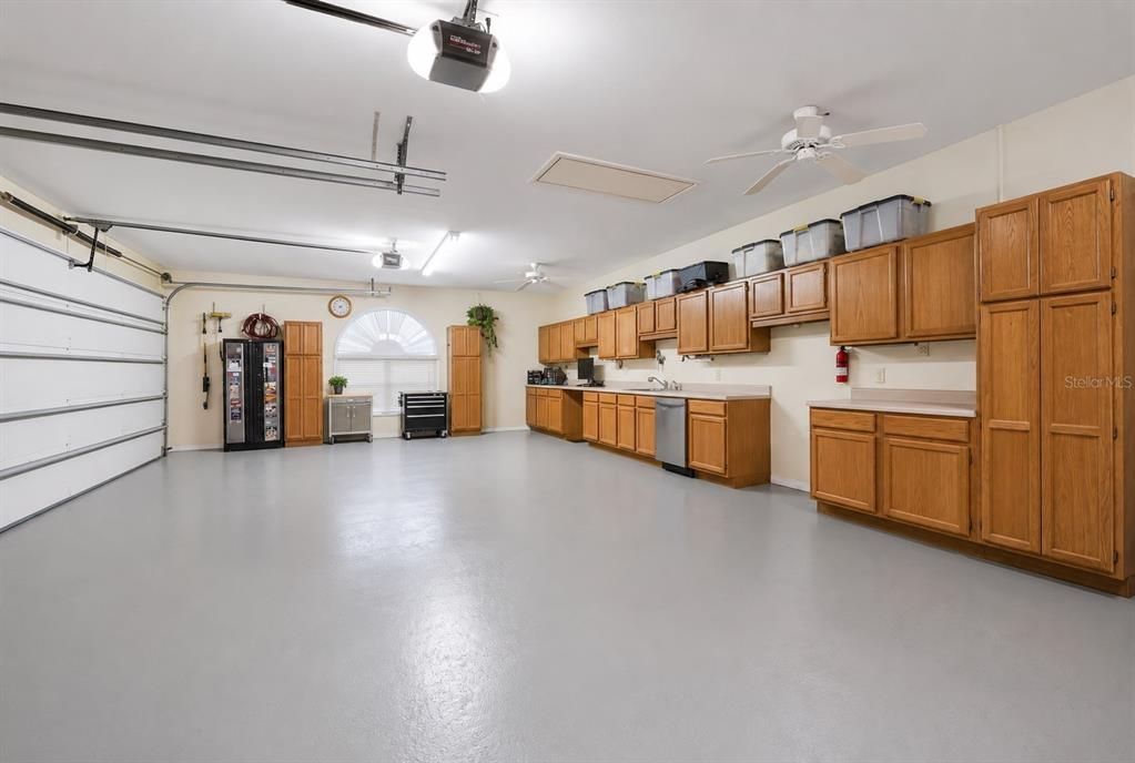 For Sale: $744,900 (5 beds, 4 baths, 4190 Square Feet)