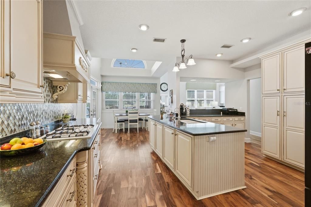 For Sale: $744,900 (5 beds, 4 baths, 4190 Square Feet)