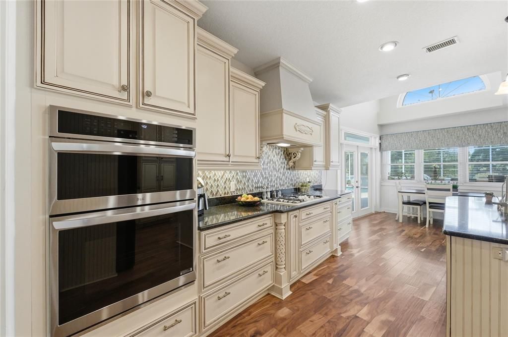 For Sale: $744,900 (5 beds, 4 baths, 4190 Square Feet)