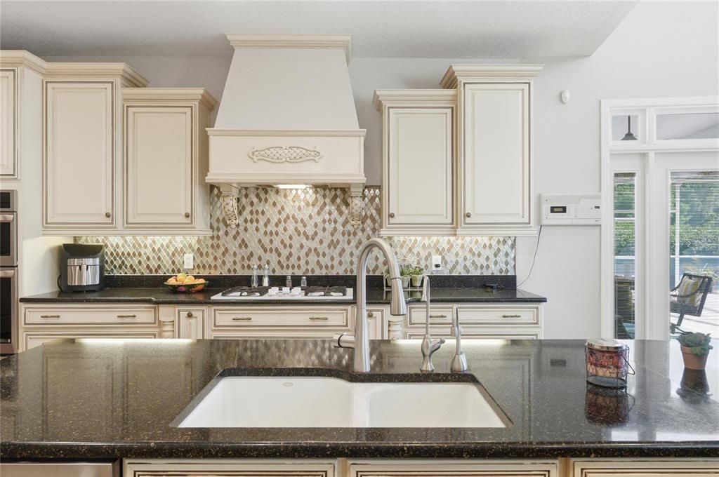 For Sale: $744,900 (5 beds, 4 baths, 4190 Square Feet)