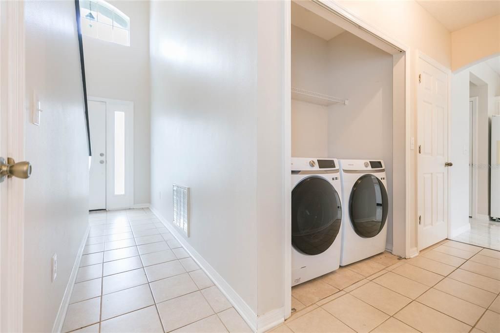 For Sale: $335,000 (3 beds, 2 baths, 1608 Square Feet)