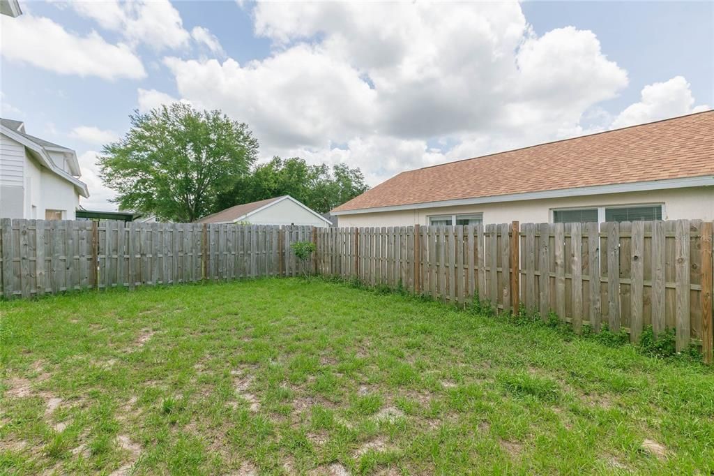 For Sale: $335,000 (3 beds, 2 baths, 1608 Square Feet)