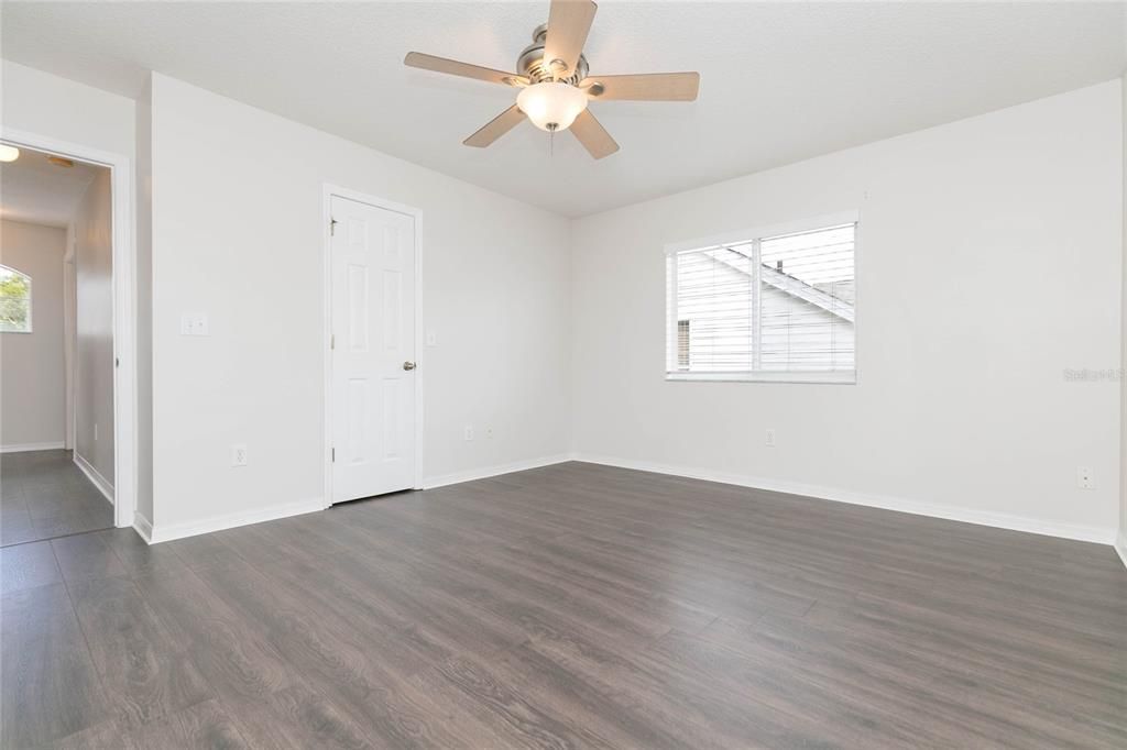 For Sale: $335,000 (3 beds, 2 baths, 1608 Square Feet)