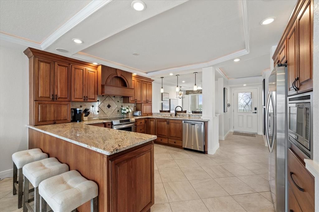 For Rent: $2,500 (2 beds, 2 baths, 1025 Square Feet)