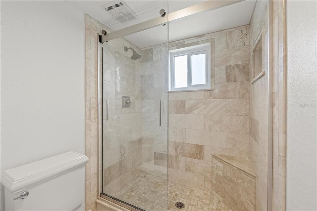 For Rent: $2,500 (2 beds, 2 baths, 1025 Square Feet)