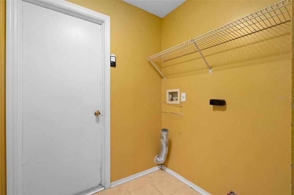 For Sale: $320,000 (3 beds, 2 baths, 1532 Square Feet)
