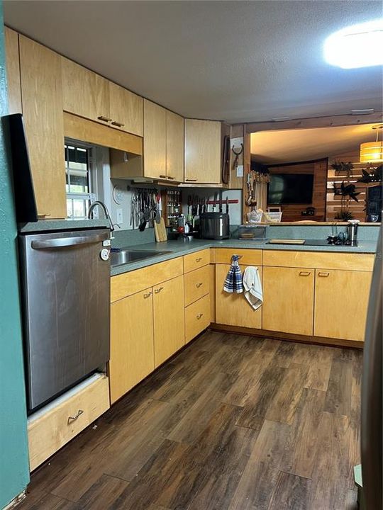 En Venta: $175,000 (3 camas, 2 baños, 1680 Pies cuadrados)