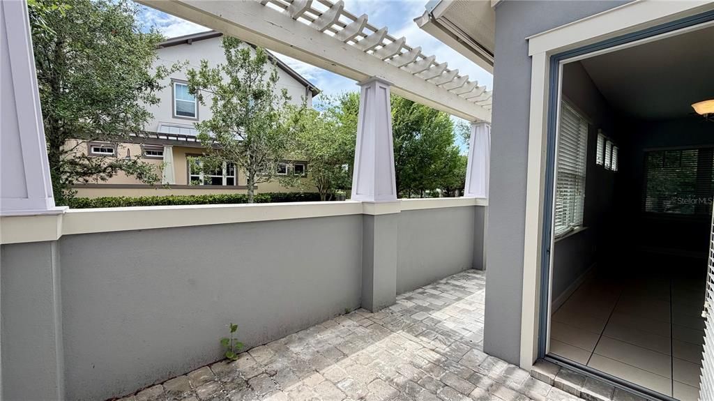 For Rent: $3,350 (4 beds, 2 baths, 1811 Square Feet)