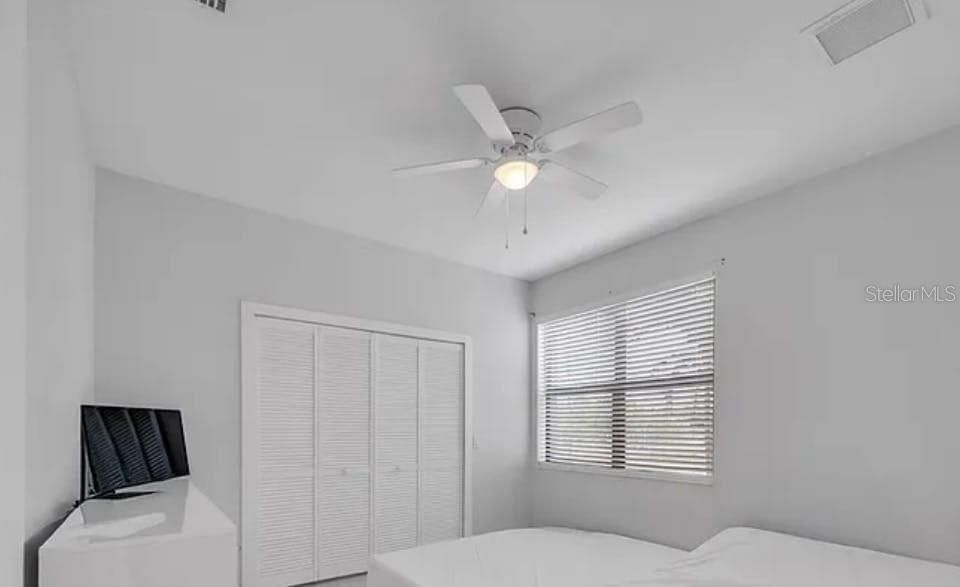 En Venta: $349,000 (3 camas, 2 baños, 1157 Pies cuadrados)