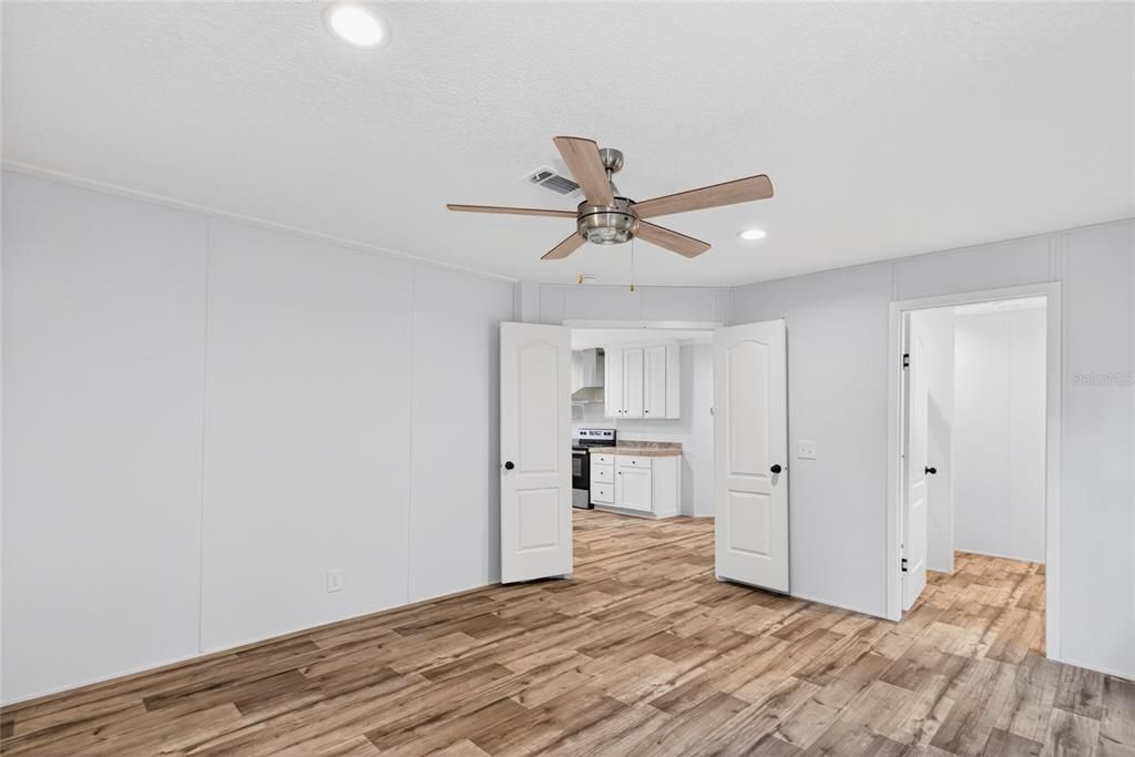 En Venta: $264,995 (3 camas, 2 baños, 1398 Pies cuadrados)