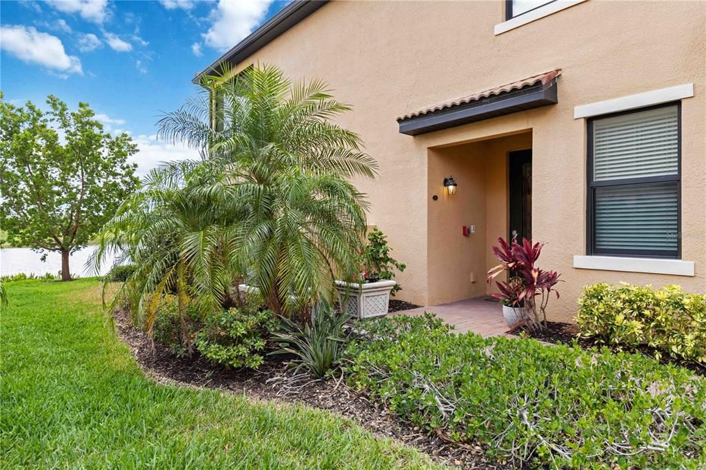 For Rent: $7,500 (3 beds, 2 baths, 1737 Square Feet)