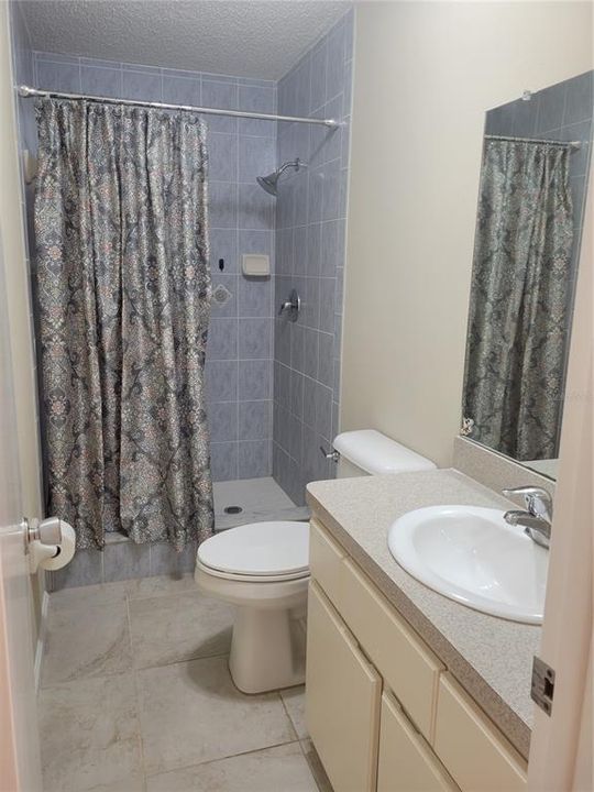 En Venta: $229,000 (2 camas, 2 baños, 1310 Pies cuadrados)