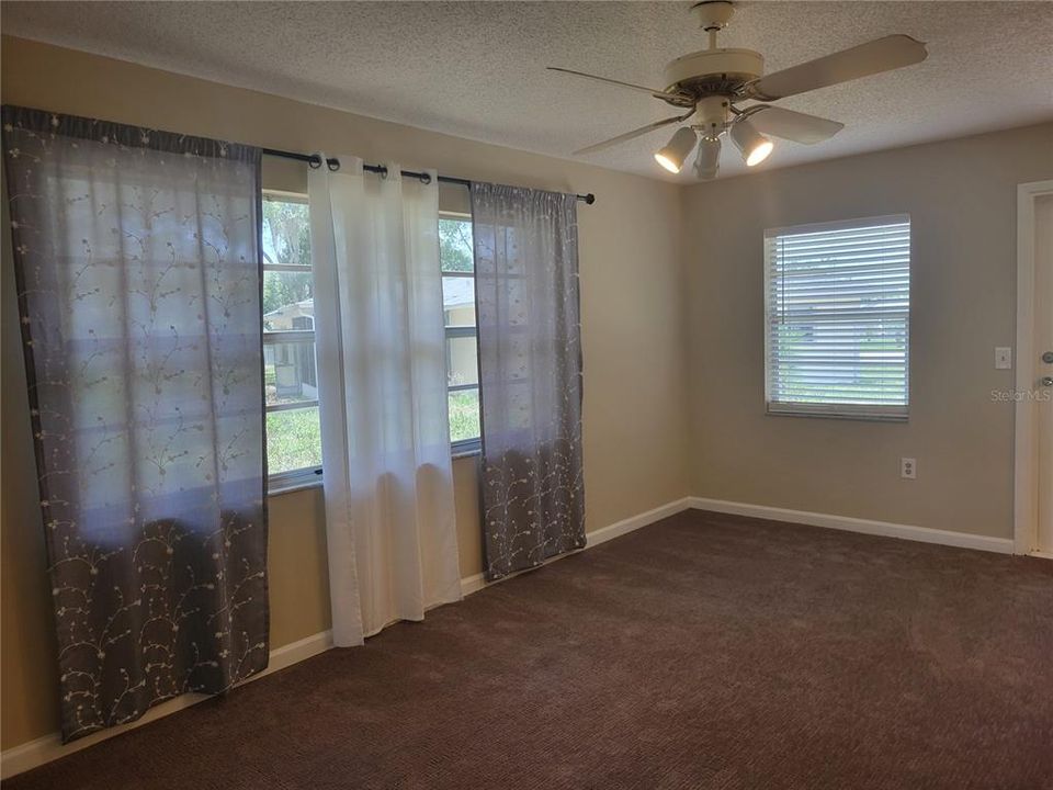 En Venta: $229,000 (2 camas, 2 baños, 1310 Pies cuadrados)