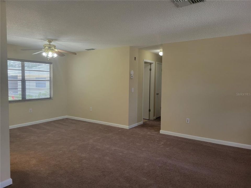 En Venta: $229,000 (2 camas, 2 baños, 1310 Pies cuadrados)