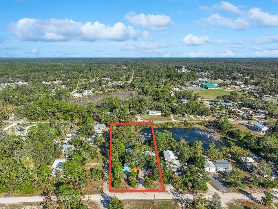 En Venta: $399,000 (4 camas, 3 baños, 1720 Pies cuadrados)