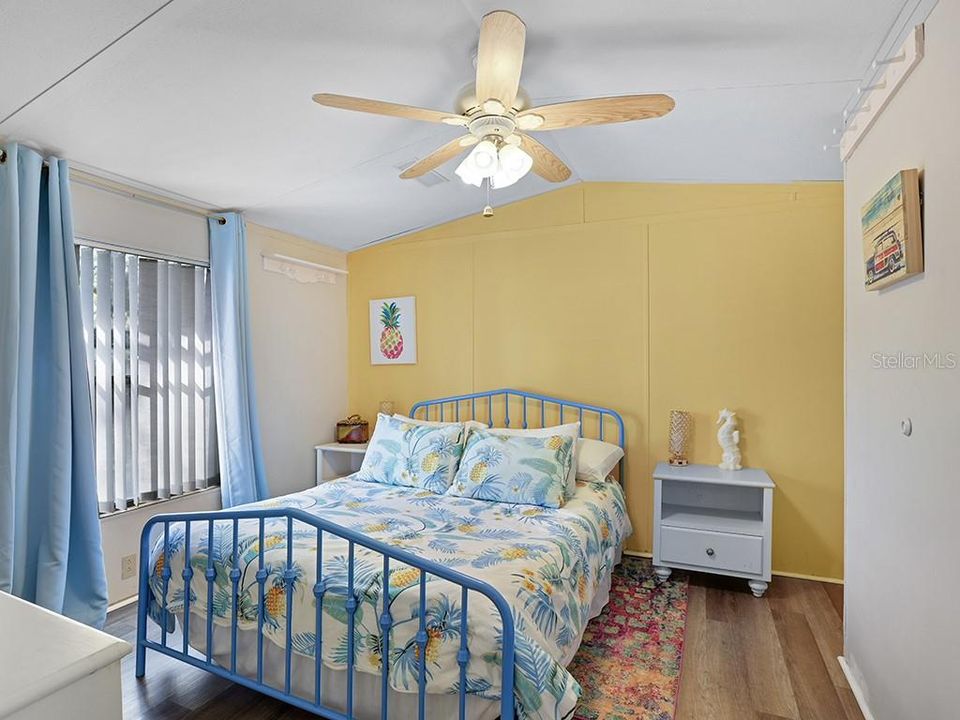 En Venta: $399,000 (4 camas, 3 baños, 1720 Pies cuadrados)