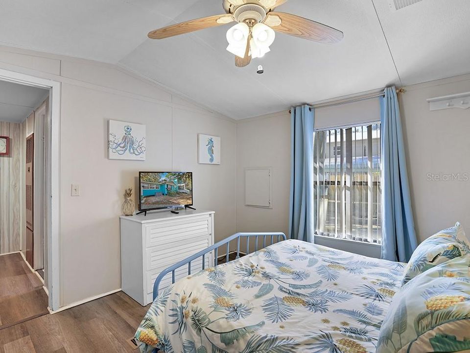 En Venta: $399,000 (4 camas, 3 baños, 1720 Pies cuadrados)