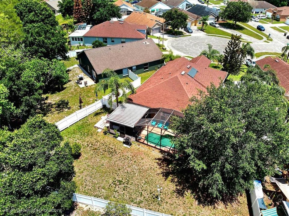 For Sale: $389,000 (4 beds, 2 baths, 1972 Square Feet)