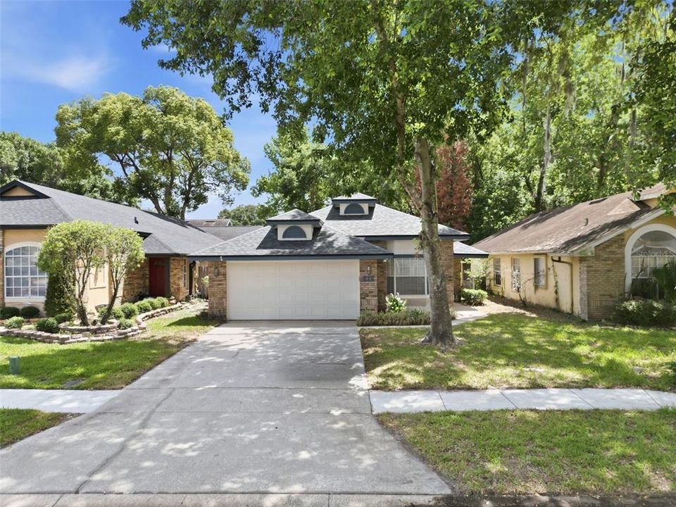 Activo con contrato: $399,000 (3 camas, 2 baños, 1579 Pies cuadrados)