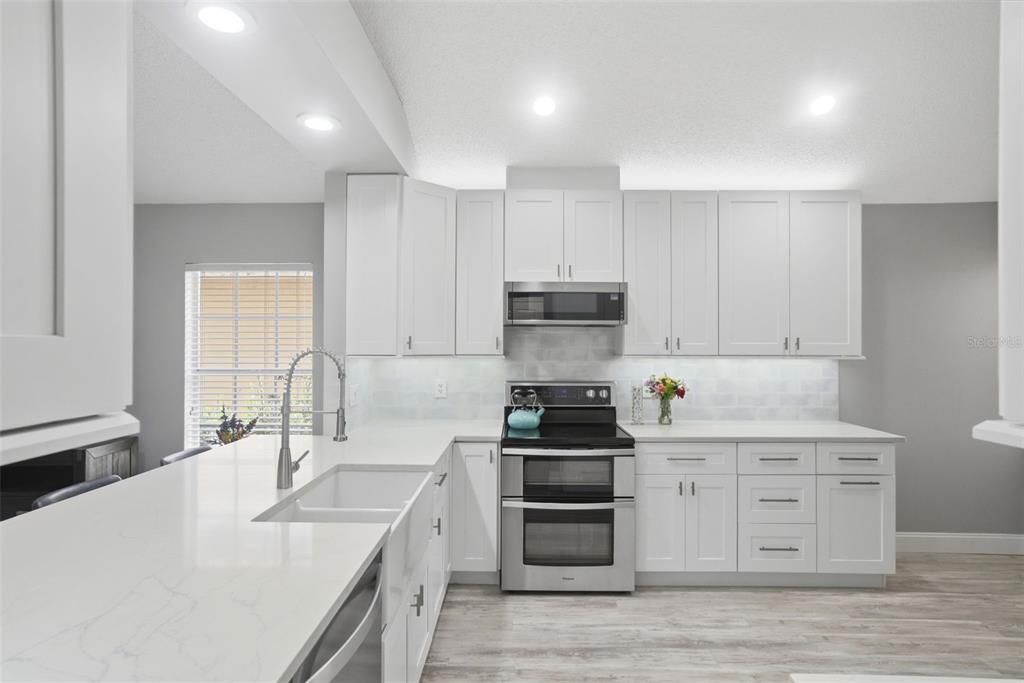 Activo con contrato: $399,000 (3 camas, 2 baños, 1579 Pies cuadrados)