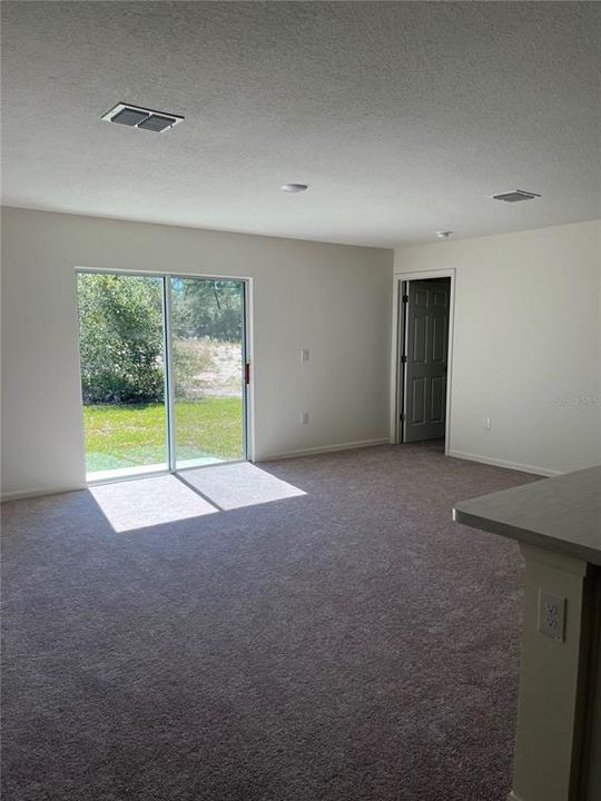 For Sale: $300,000 (4 beds, 2 baths, 1806 Square Feet)