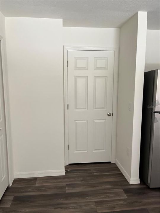 For Sale: $300,000 (4 beds, 2 baths, 1806 Square Feet)