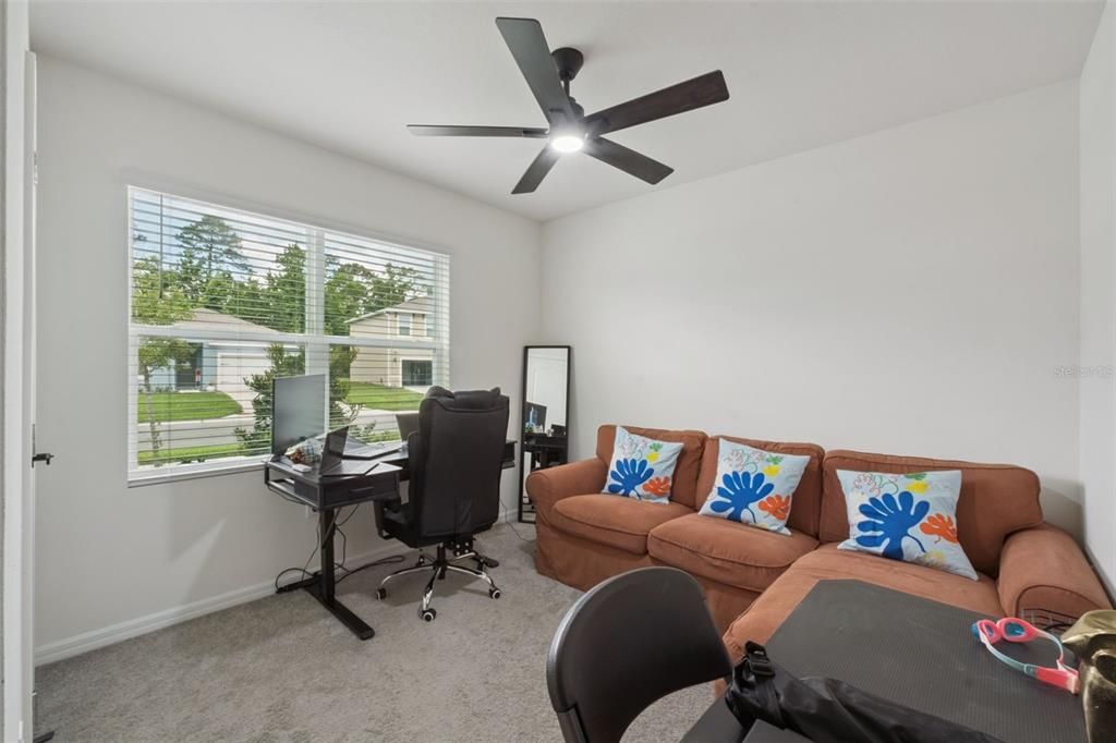 For Rent: $2,800 (4 beds, 2 baths, 1836 Square Feet)