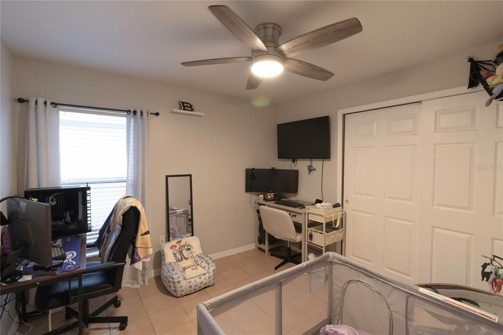 For Sale: $320,000 (2 beds, 2 baths, 1047 Square Feet)