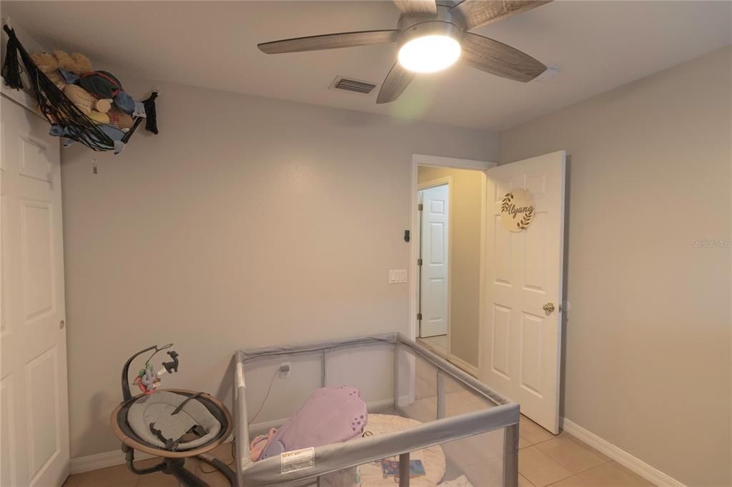 For Sale: $320,000 (2 beds, 2 baths, 1047 Square Feet)