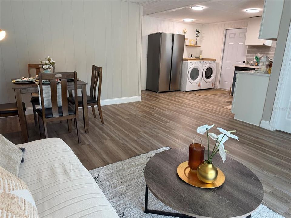 For Sale: $198,000 (3 beds, 2 baths, 960 Square Feet)