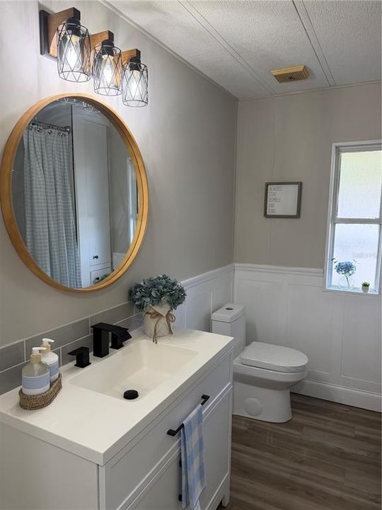 For Sale: $198,000 (3 beds, 2 baths, 960 Square Feet)