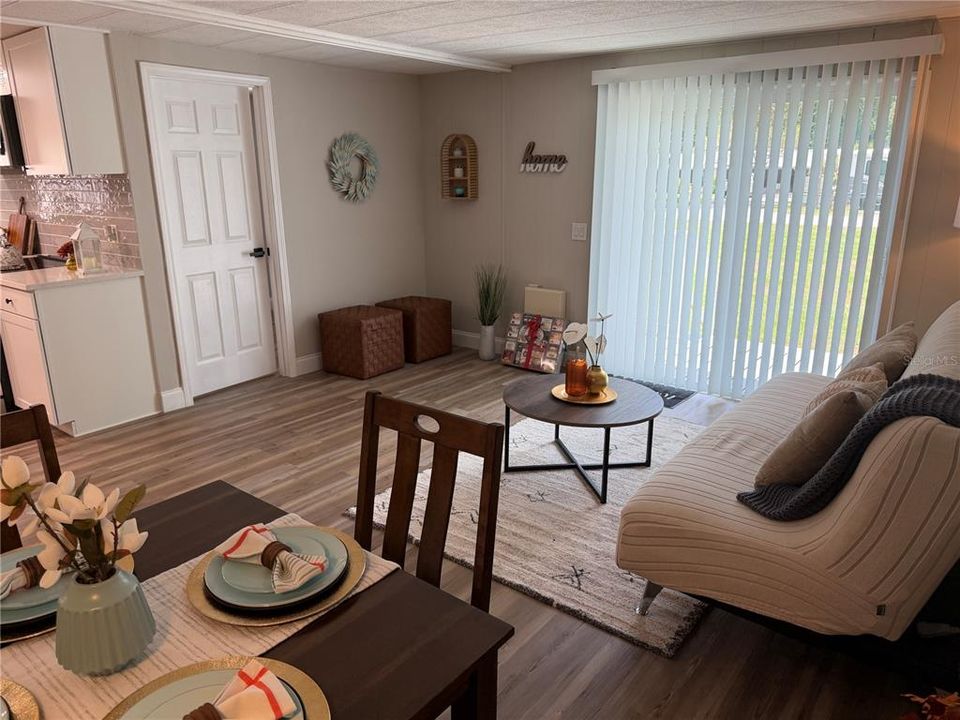 For Sale: $198,000 (3 beds, 2 baths, 960 Square Feet)