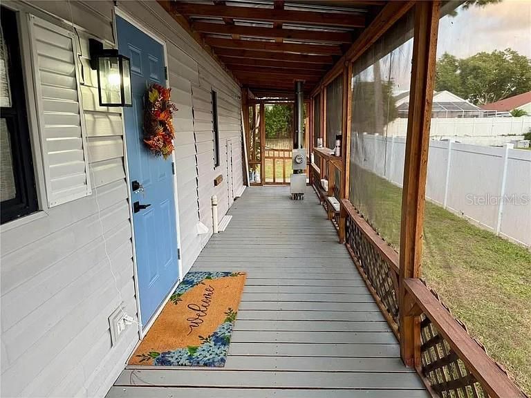 For Sale: $198,000 (3 beds, 2 baths, 960 Square Feet)