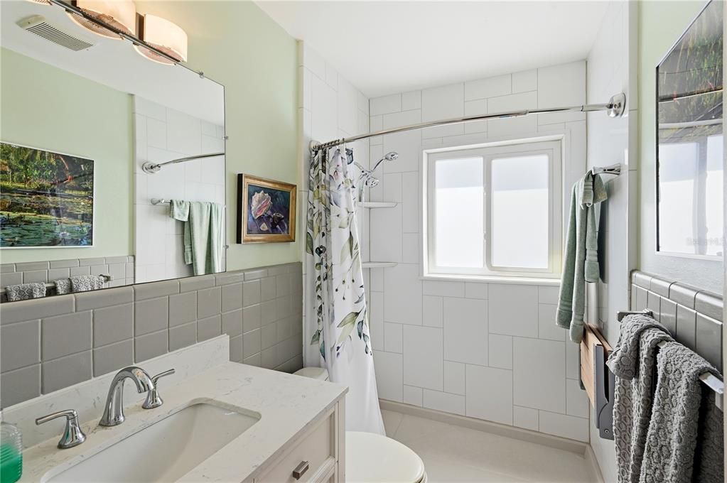 В аренду: $3,500 (3 спален, 2 ванн, 1596 Квадратных фут)